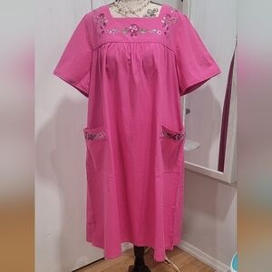 Blair Cottagecore Embrodiered pink Dress Vintage  C19